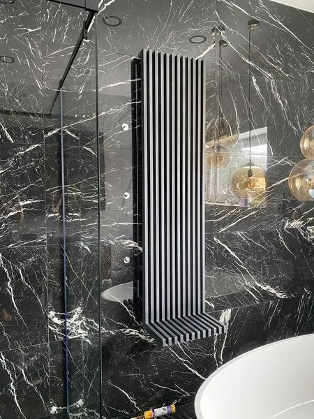 Дизайнерский вертикальный радиатор THERMIC Zana Libra LU-MK 1400х464,серый Дизайнерський вертикальний радіатор THERMIC Zana Libra LU-MK 1400х464 фото