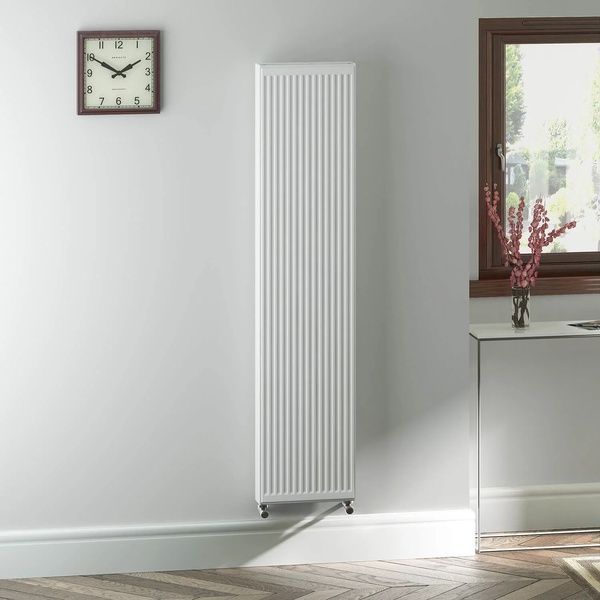 Дизайнерский вертикальный радиатор Stelrad Vertical 1800х500 21 тип капучино Stelrad Vertical 1800х500 21 тип капучино фото